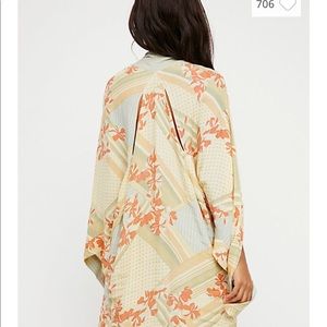MORNING GLORY PRINTED KIMONO